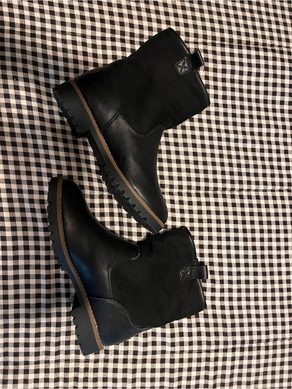 Nautica Black Ankle Booties with Brown Welt Trim size 7.5